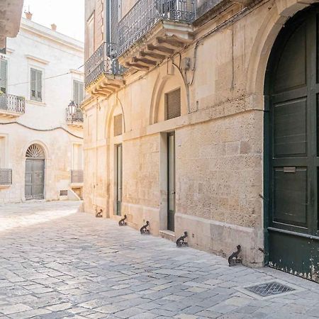 Апартаменты Terzo Campanello - Terrazza Nel Centro Storico Лечче Экстерьер фото