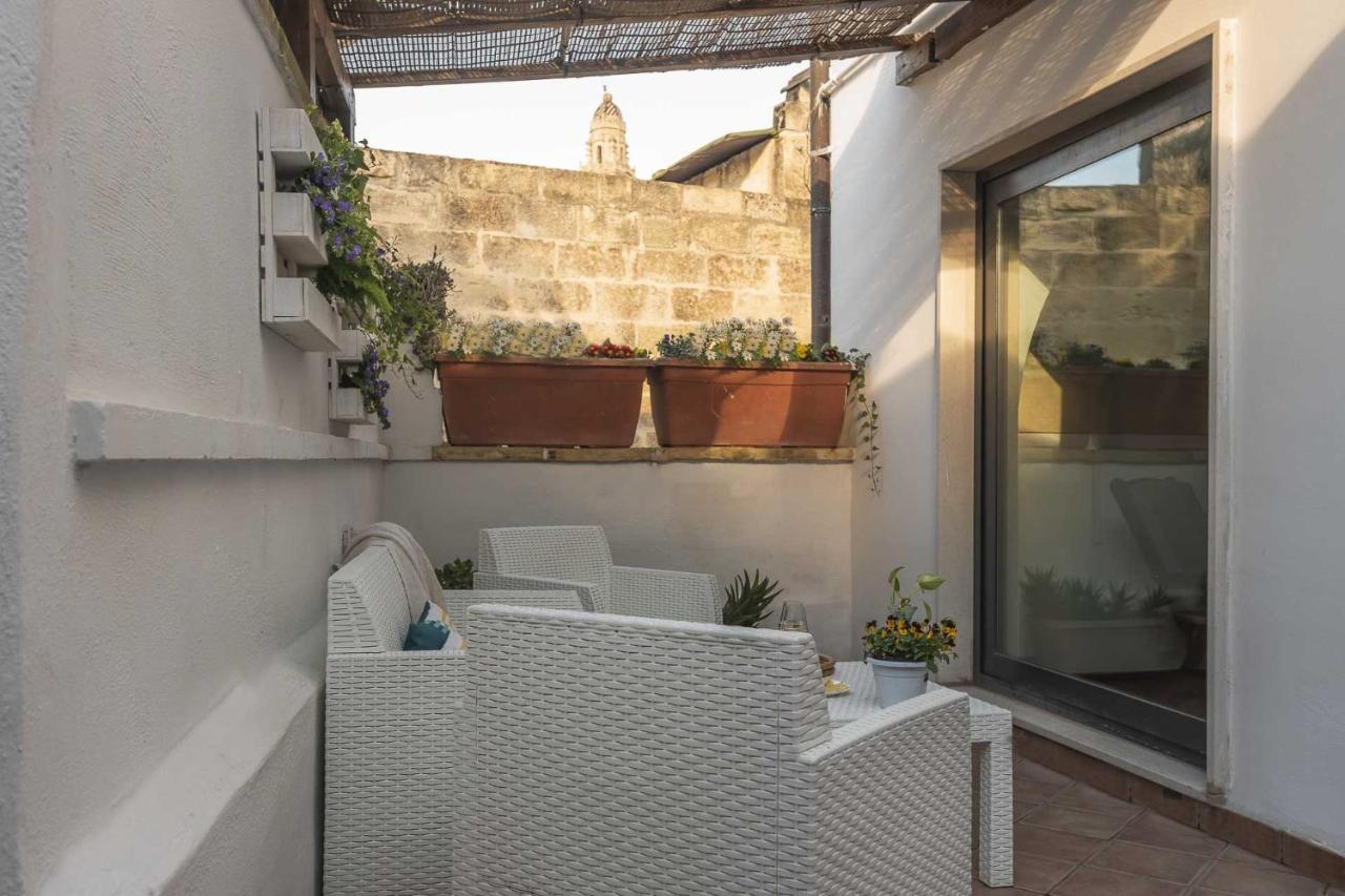 Апартаменты Terzo Campanello - Terrazza Nel Centro Storico Лечче Экстерьер фото